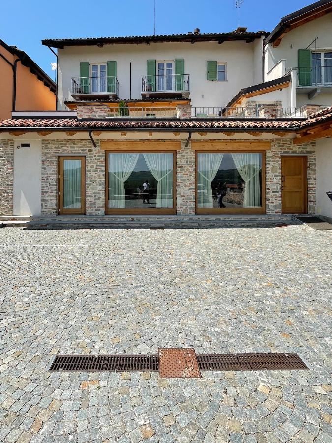 La Rocca Bed & Breakfast Carrù Eksteriør bilde