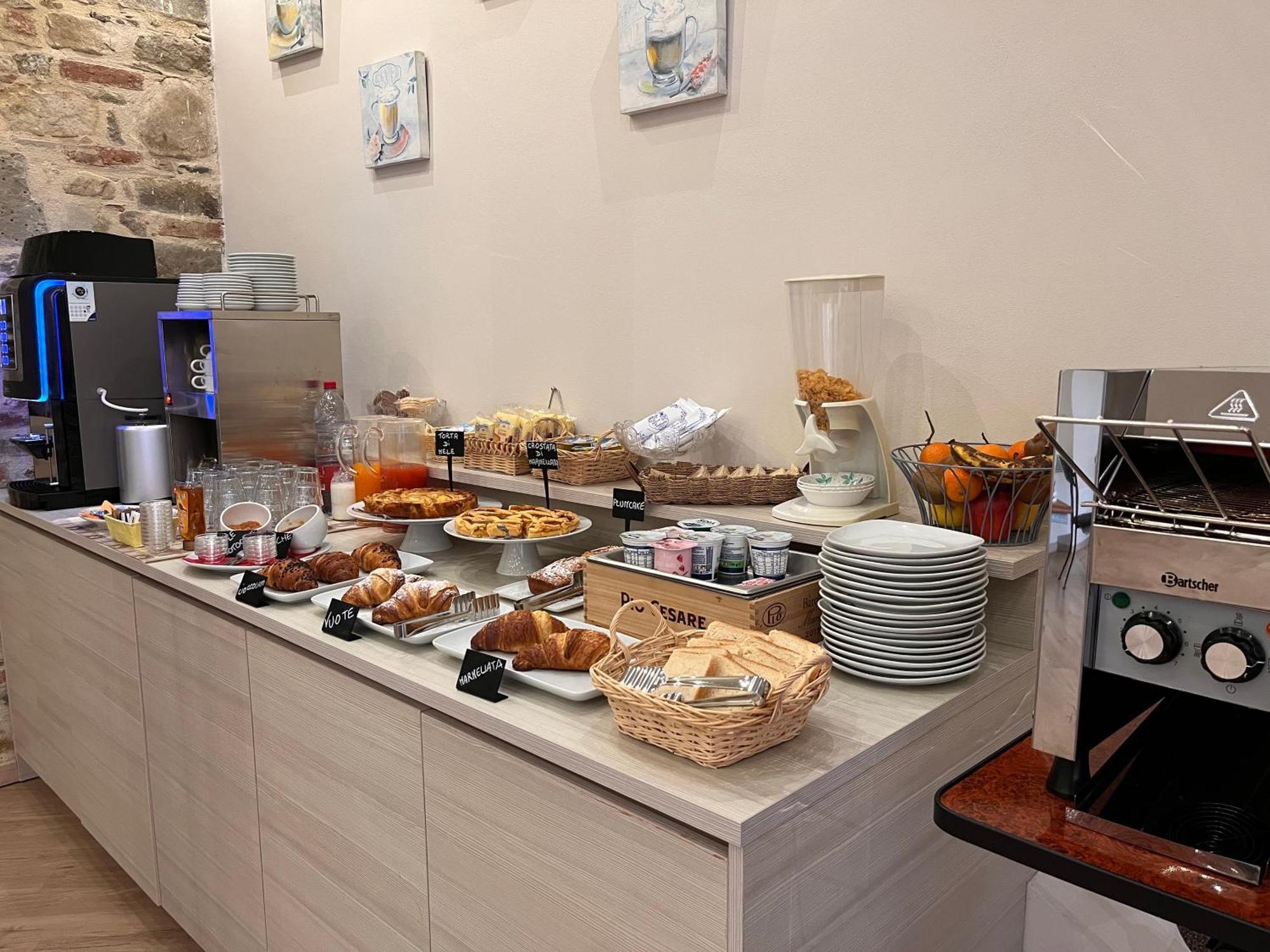 La Rocca Bed & Breakfast Carrù Eksteriør bilde
