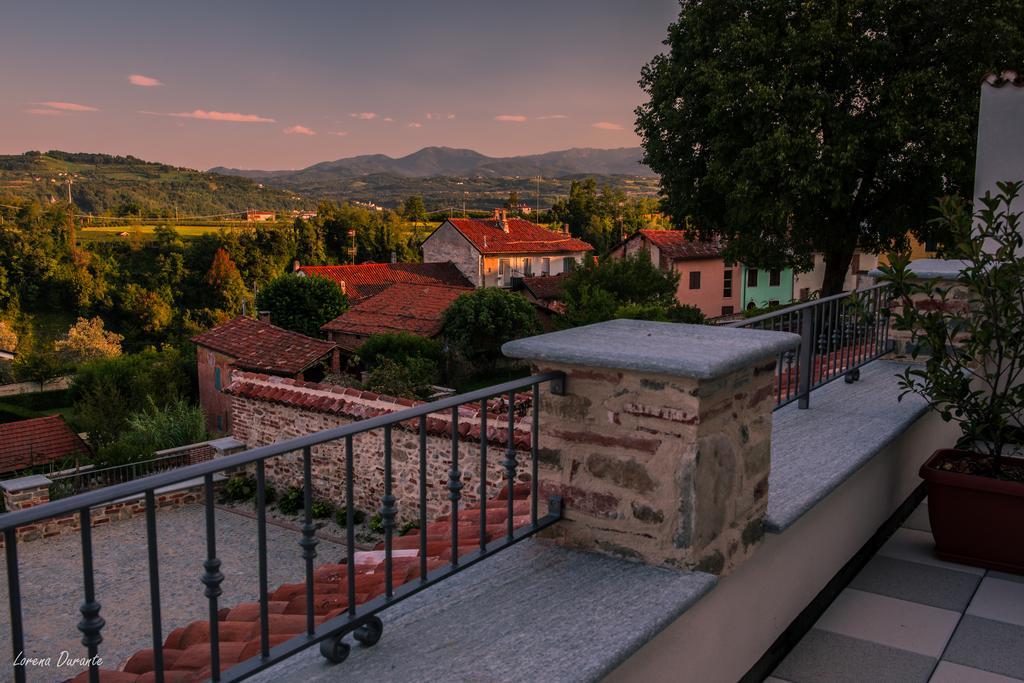La Rocca Bed & Breakfast Carrù Eksteriør bilde