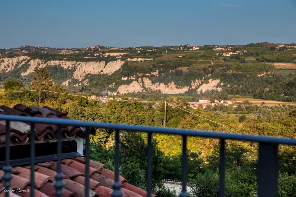 La Rocca Bed & Breakfast Carrù Eksteriør bilde